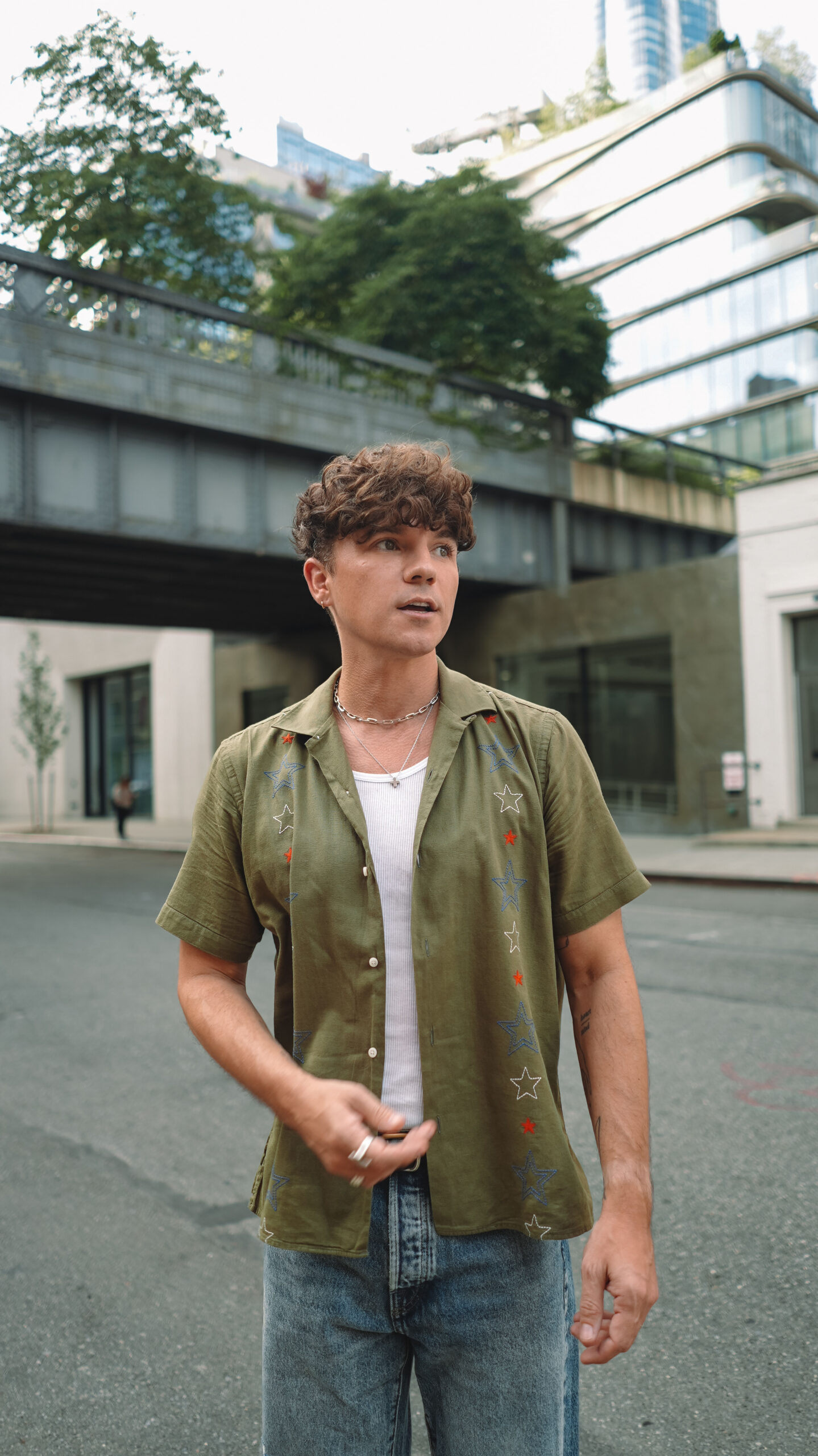 Scout Sixteen / Justin Livingston (justinliv) NYC Men's Fashion Inspiration - Green Short Sleeve Shirt, Gap 90s Jeans, Gitman Bros Olive Green Shirt, Men's Loose Jeans, Chelsea, On The Rocks Cocktails Passion Fruit Margarita