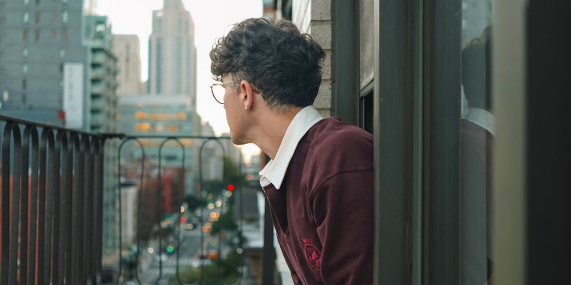 Scout Sixteen / Justin Livingston (justinliv) NYC Men's Fashion Inspiration - Maroon Men's Rugby Shirt Tommy Hilfiger, Men's Striped Blue Jeans Pants, Men's White Leather Sneakers Thursday Boots, New York City Skyline